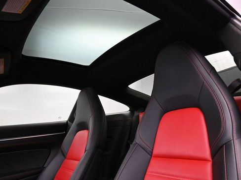 Used 2022 Porsche 911 Turbo image 26