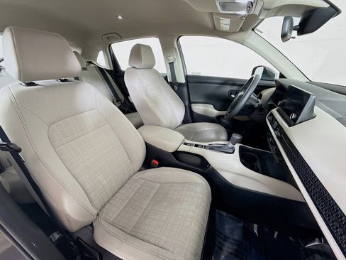 Used 2023 Honda HR-V LX image 25