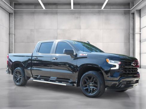 Used 2022 Chevrolet Silverado 1500 RST w/ Z71 Off-Road Package AWD/4WD image 1