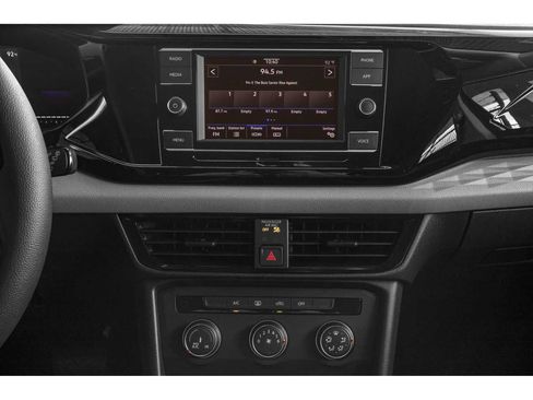 Used 2024 Volkswagen Taos S FWD image 7