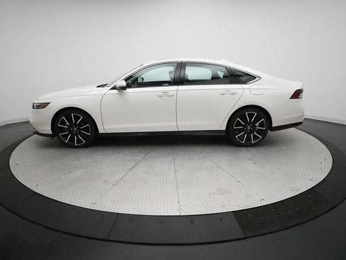 Certified 2023 Honda Accord Touring image 23