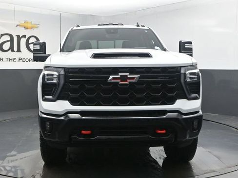New 2026 Chevrolet Silverado 2500 ZR2 w/ LPO, Dark Essentials Package image 7