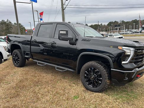 Certified 2025 Chevrolet Silverado 2500 LT w/ Trail Boss Package image 5