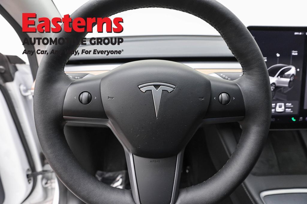 Used 2023 Tesla Model Y Long Range AWD/4WD image 10