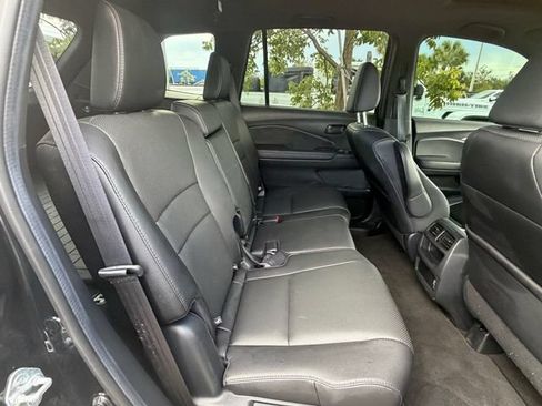 Used 2023 Honda Passport EX-L image 13