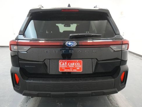 Used 2026 Subaru Outback Premium image 8