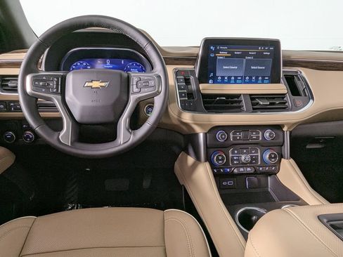 Used 2024 Chevrolet Tahoe Premier RWD image 19