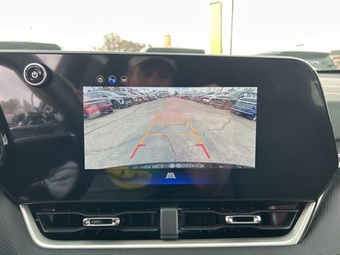 New 2026 Chevrolet Equinox LT w/ LPO, Floor Liner Package image 21