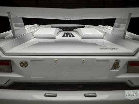 Used 1989 Lamborghini Countach Coupe RWD image 42