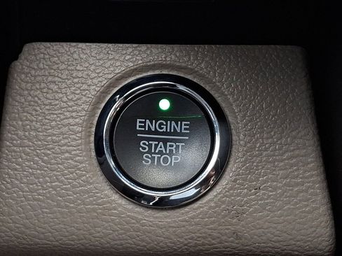 Used 2018 Ford F450 Limited image 18