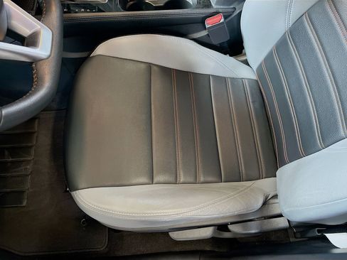 Used 2024 Nissan Kicks SR w/ SR Premium Package image 18