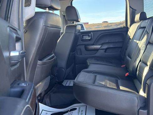 Used 2018 GMC Sierra 3500 Denali image 12