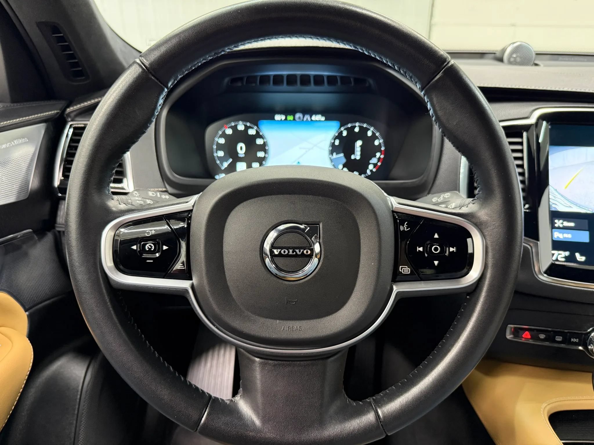 Used 2021 Volvo XC90 T6 Inscription w/ Lounge Package AWD/4WD image 23