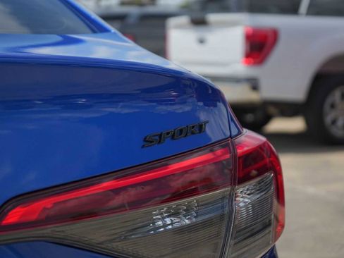 Used 2022 Honda Civic Sport image 8