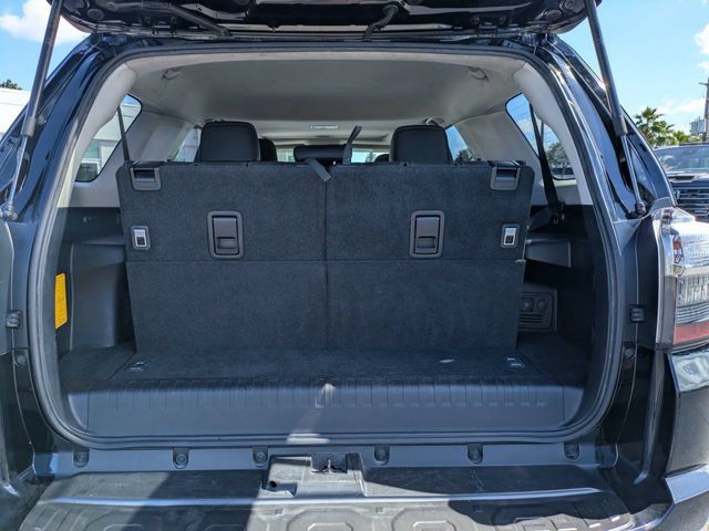 Used 2019 Toyota 4Runner SR5 Premium RWD image 14