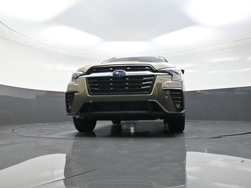 New 2025 Subaru Ascent Limited image 10