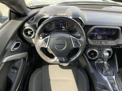 Used 2019 Chevrolet Camaro LT w/ Technology Package RWD image 27