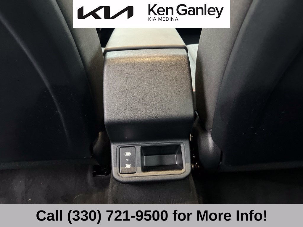 Certified 2025 Kia K4 FWD image 43