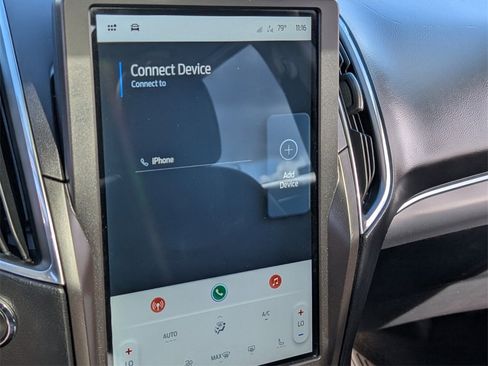 Used 2021 Ford Edge Titanium image 24