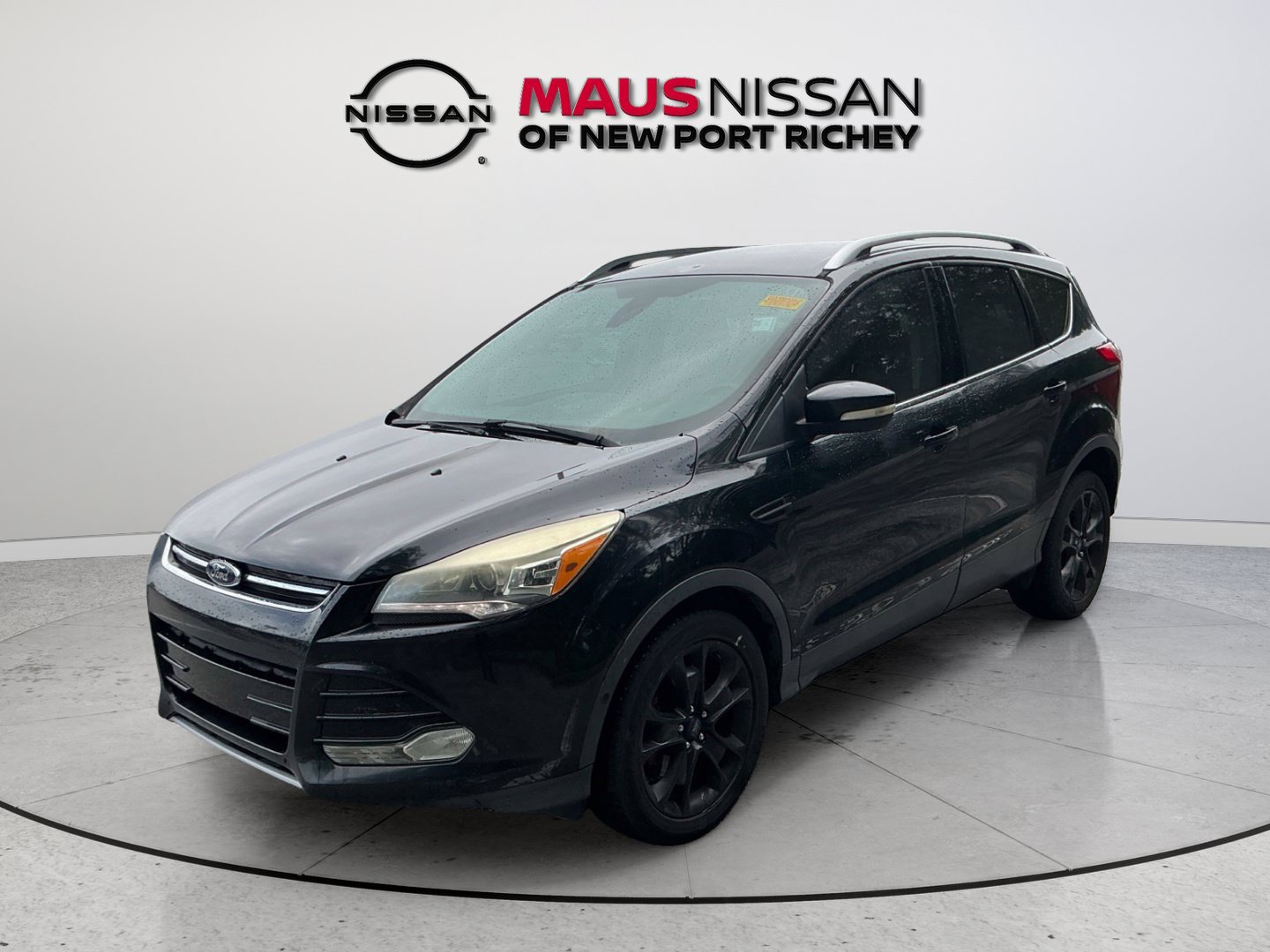 Used 2015 Ford Escape Titanium w/ Equipment Group 301A FWD image 4