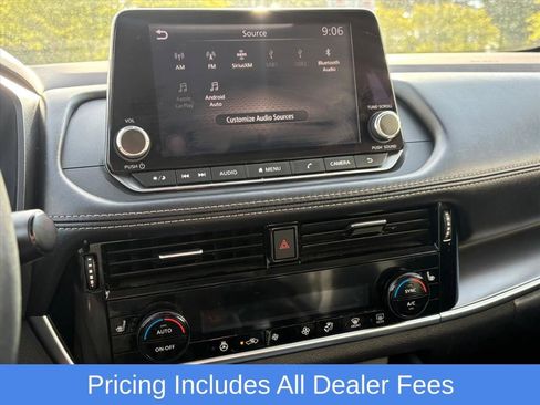 Certified 2022 Nissan Rogue SV w/ SV Premium Package AWD/4WD image 11
