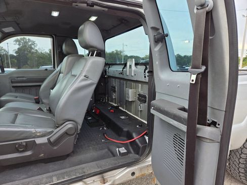 Used 2012 Ford F250 XL AWD/4WD image 13
