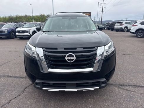 Certified 2023 Nissan Pathfinder Platinum AWD/4WD image 2