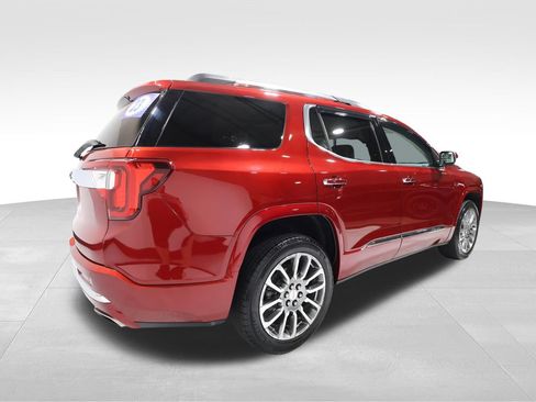 Used 2023 GMC Acadia Denali w/ Denali Ultimate Package FWD image 4