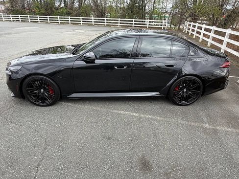 Used 2026 BMW M5 w/ Executive Package AWD/4WD image 5