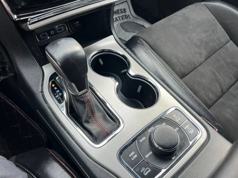 Used 2020 Jeep Grand Cherokee Trailhawk AWD/4WD image 15