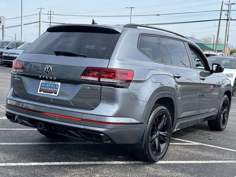 Certified 2023 Volkswagen Atlas SEL R-Line image 7