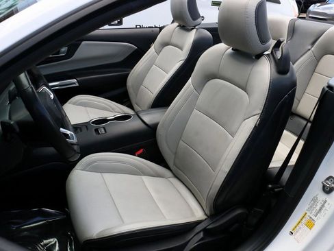 Used 2024 Ford Mustang Premium image 21