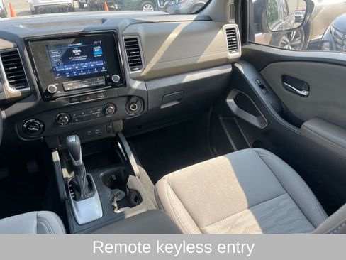 Certified 2023 Nissan Frontier SV w/ Tow Package image 10
