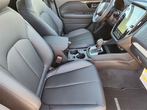 New 2025 Subaru Forester Limited image 10