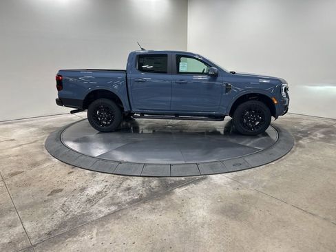 New 2025 Ford Ranger Lariat w/ Black Appearance Package image 4
