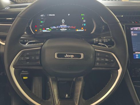 Used 2024 Jeep Grand Cherokee Limited 4xe w/ Luxury Tech Group II image 8