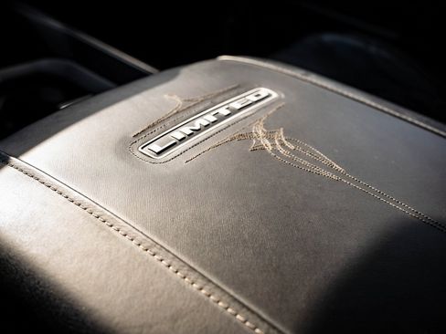 Used 2020 RAM 2500 Limited image 42