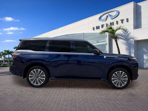 Used 2026 INFINITI QX80 Luxe w/ Exterior Package RWD image 8