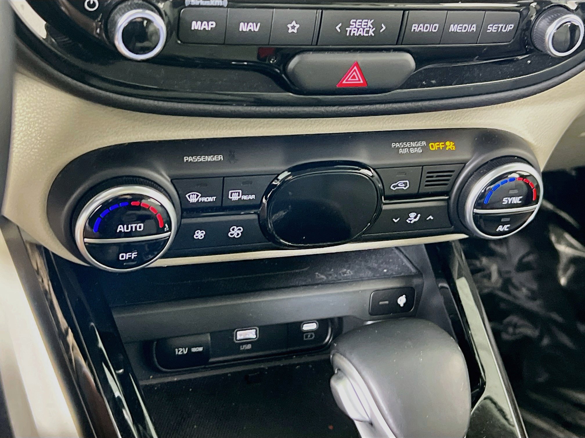 Used 2024 Kia Soul EX FWD image 16