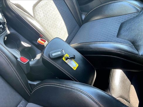 Used 2018 Jeep Compass Latitude AWD/4WD image 17