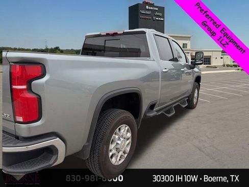 Used 2025 Chevrolet Silverado 2500 LTZ w/ LTZ Premium Package image 8