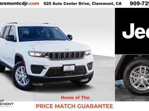 New 2025 Jeep Grand Cherokee Laredo image 1