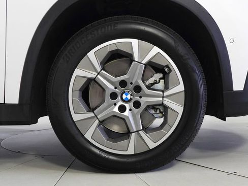 Certified 2023 BMW X1 xDrive28i image 5