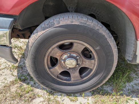 Used 2002 Ford F150 XL RWD image 10