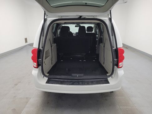 Used 2019 Dodge Grand Caravan SE image 29