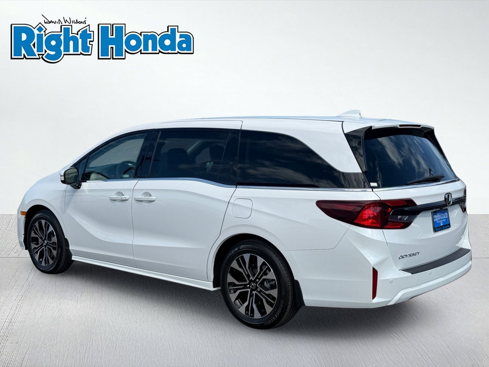 New 2027 Honda Odyssey Elite image 4