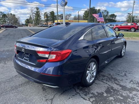 Used 2019 Honda Accord LX image 5