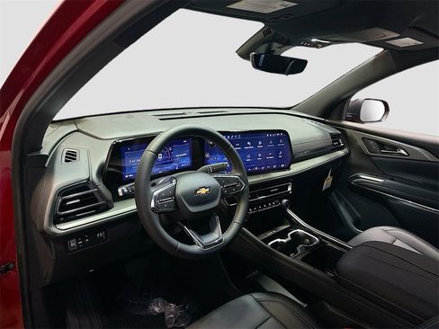 New 2026 Chevrolet Traverse LT w/ Driver Confidence Package image 10