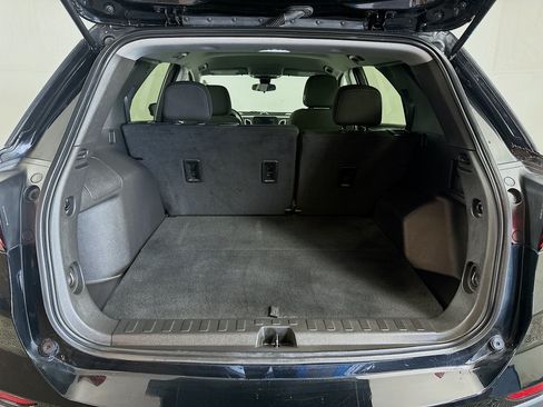 Used 2023 Chevrolet Equinox LT AWD/4WD image 23