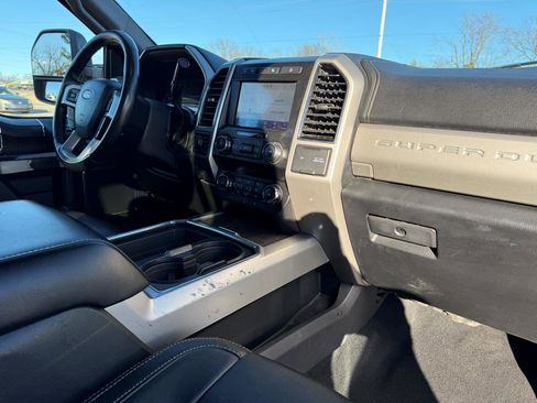 Used 2020 Ford F250 Lariat w/ Tremor Off-Road Package image 23